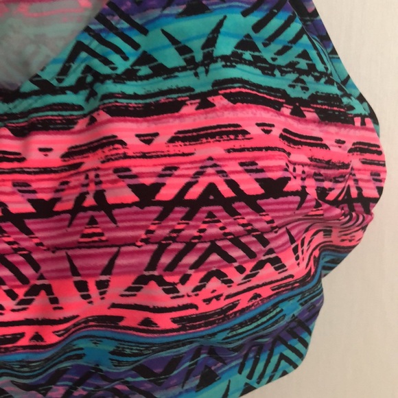 Tribal Swim Two Piece Size XXL - Picture 4 of 13